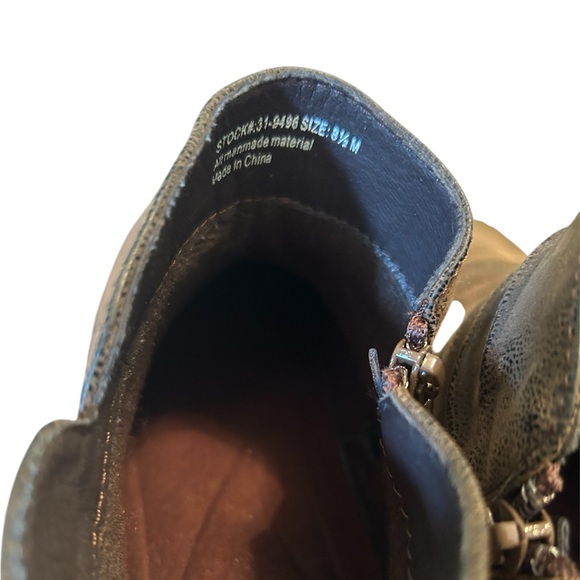 Easy Street - Women’s Blythe Boot - Size 8.5M - Picture 4 of 7